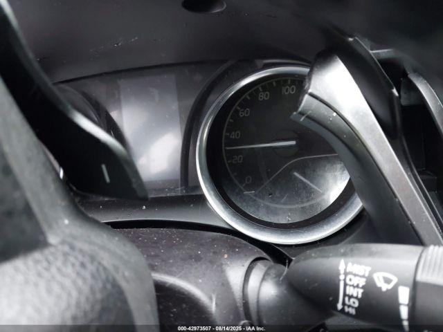 Toyota Camry Se Image 16