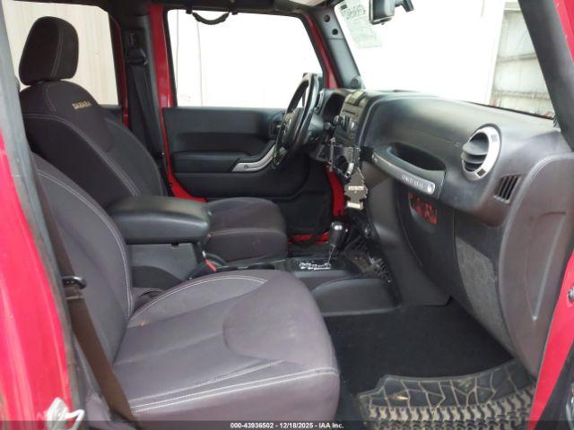 Jeep Wrangler Sahara Image 7