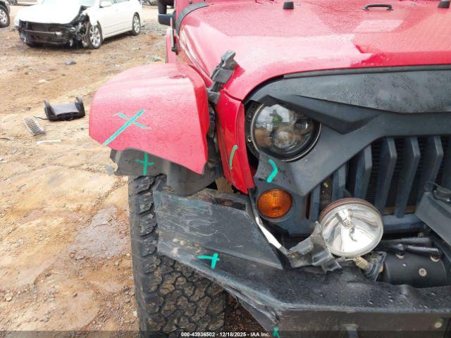 Jeep Wrangler Sahara Image 5