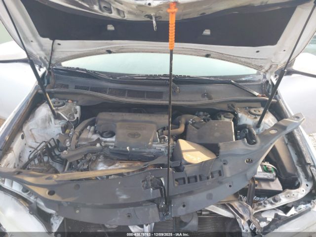 Toyota Camry Se Image 7