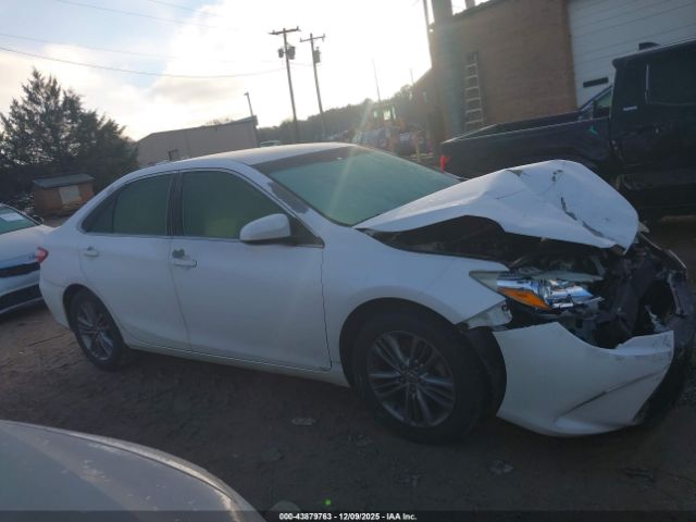 Toyota Camry Se Image 9