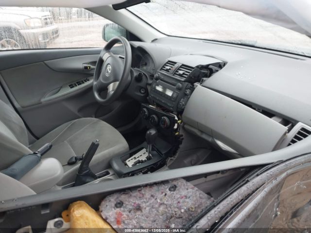 Toyota Corolla Le Image 5