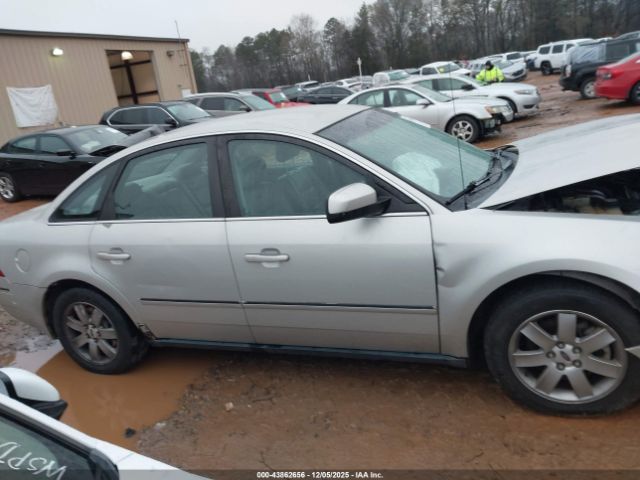 Ford Five Hundred Sel Image 16