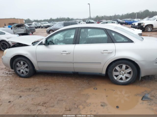 Ford Five Hundred Sel Image 13