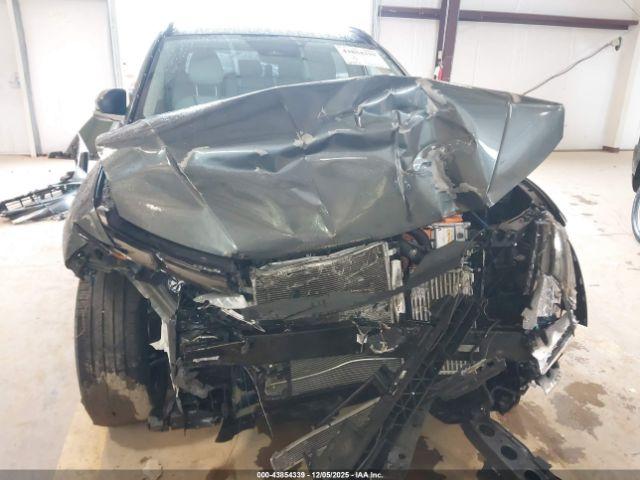 Hyundai TUCSON Limited Image 8