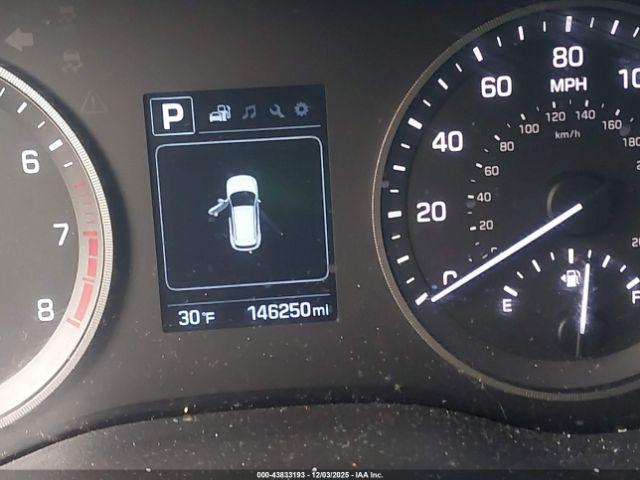 Hyundai TUCSON Se Image 8