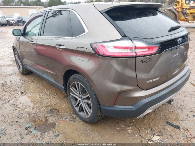 Ford Edge Titanium Image 14