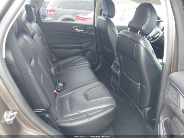 Ford Edge Titanium Image 13