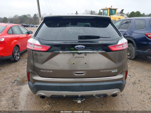 Ford Edge Titanium Image 11