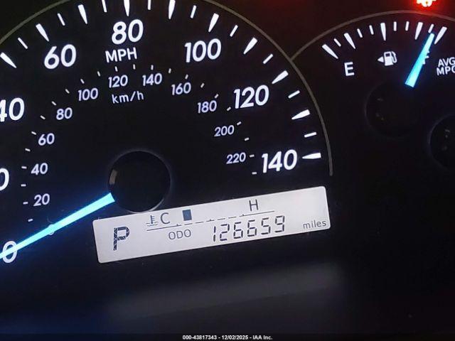 Toyota Camry L Image 15