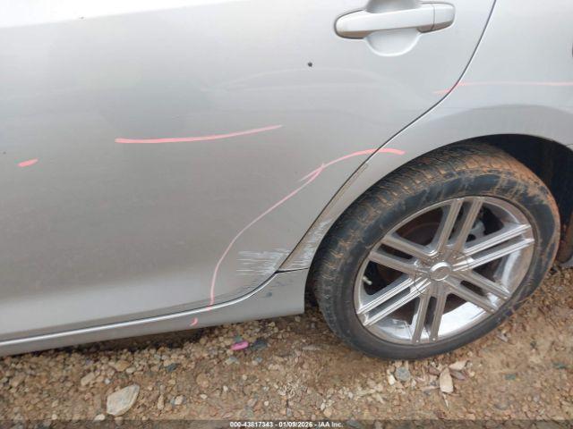 Toyota Camry L Image 5