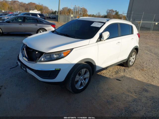 Kia Sportage Lx Image 2