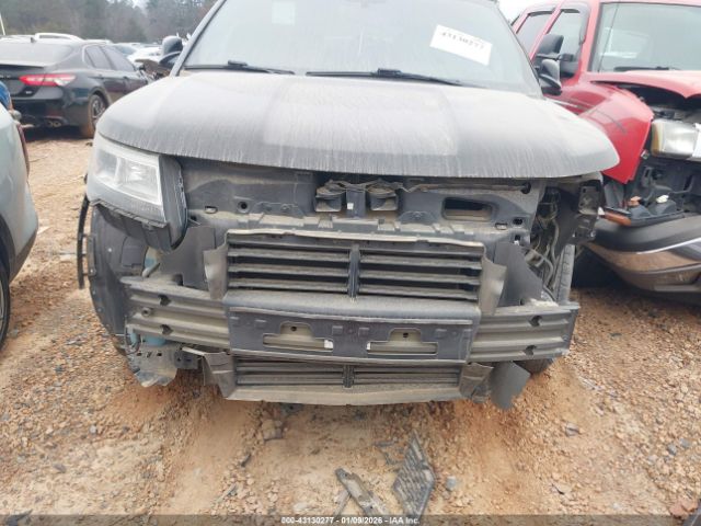 Ford Explorer Limited Image 18