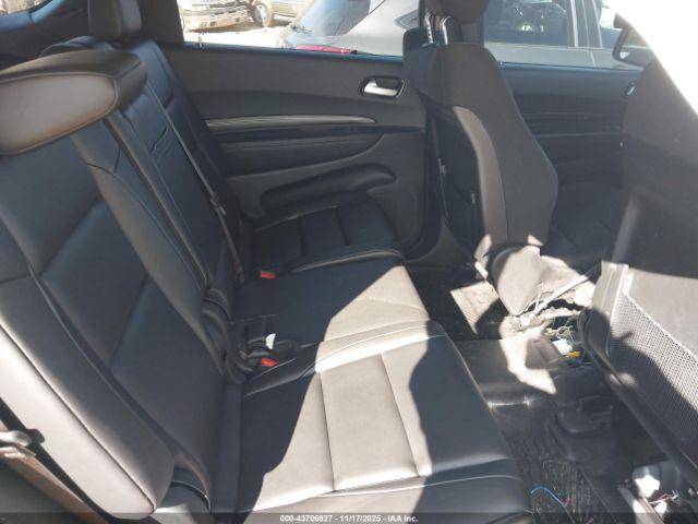 Dodge Durango Pursuit Image 6