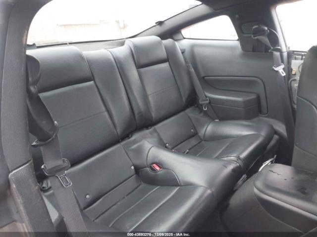 Ford Mustang Image 6