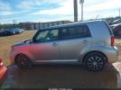 Scion xB Image 10