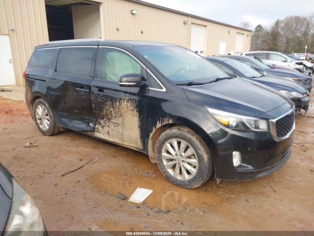  Salvage Kia Sedona