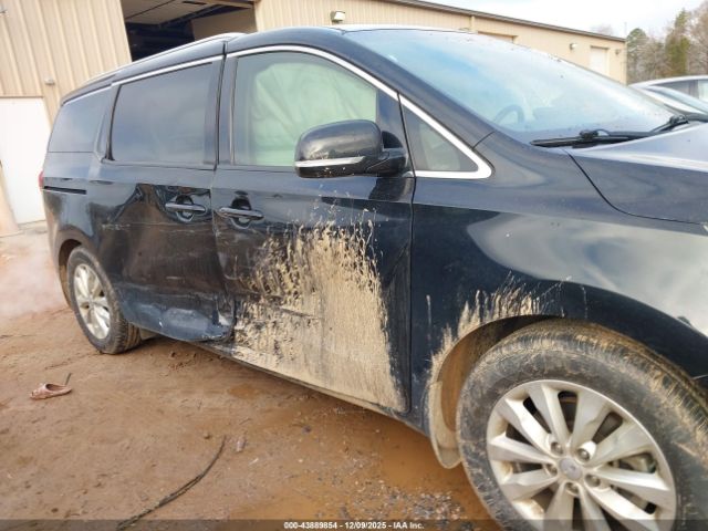 Kia Sedona Ex Image 4