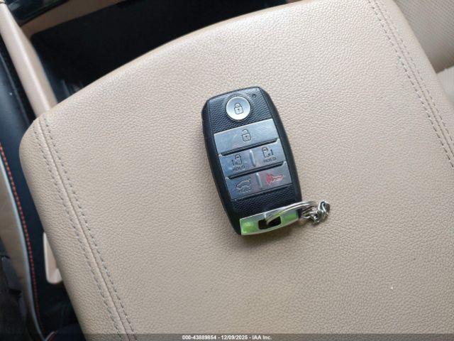 Kia Sedona Ex Image 15