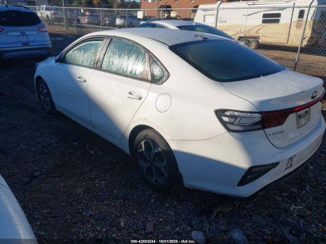 Kia Forte Lxs Image 17