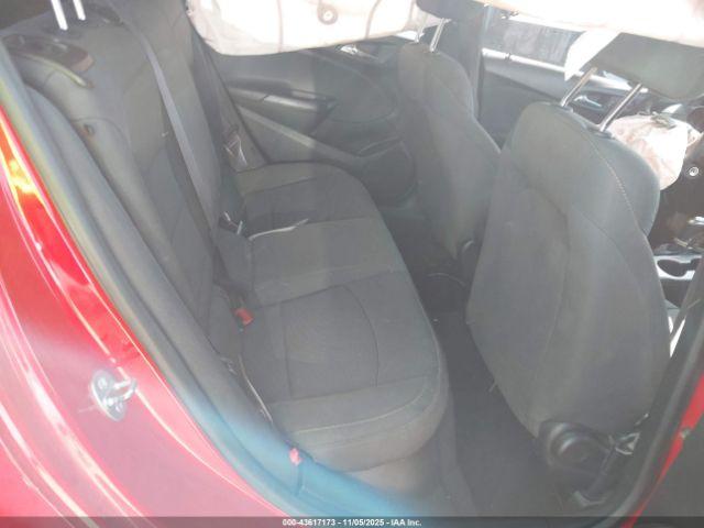 Chevrolet Cruze Ls Auto Image 7