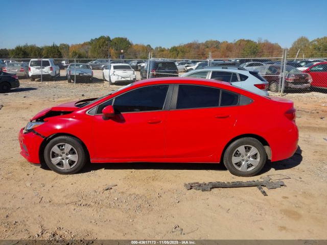 Chevrolet Cruze Ls Auto Image 13