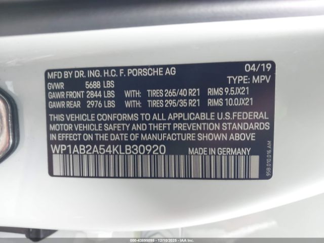 Porsche Macan S Image 15