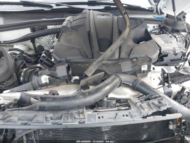 Porsche Macan S Image 8