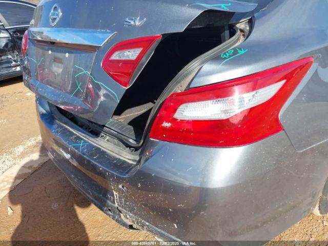 Nissan Altima 2.5 Sv Image 15