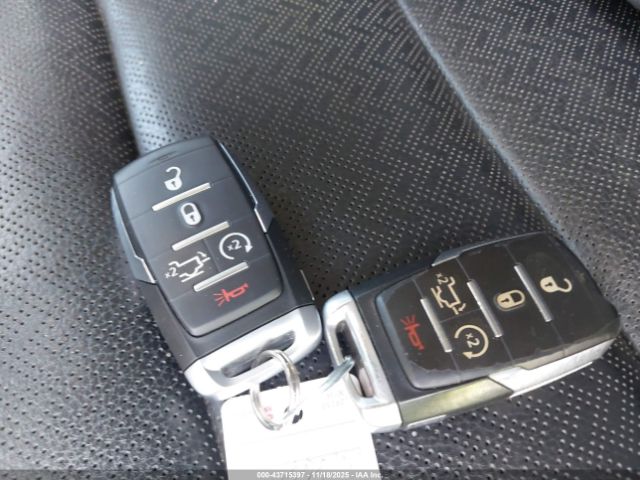 Ram 1500 Laramie  4x4 5'7 Box Image 10