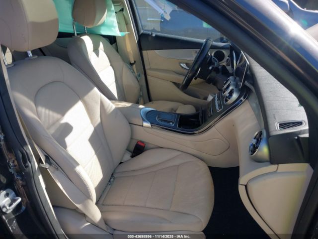 Mercedes-Benz GLC Suv Image 5