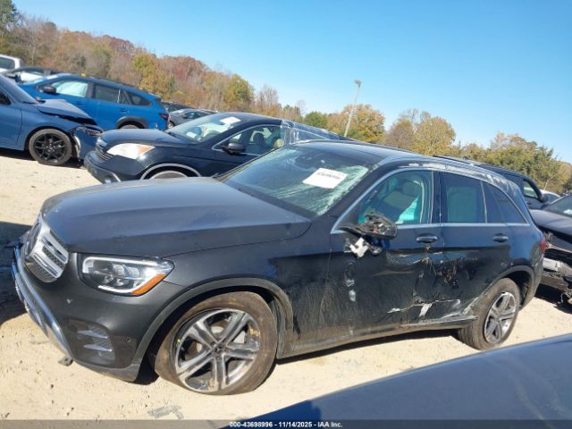 Mercedes-Benz GLC Suv Image 12