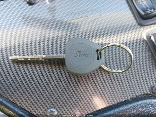 Starcraft Bus E-450 Cutaway Image 8