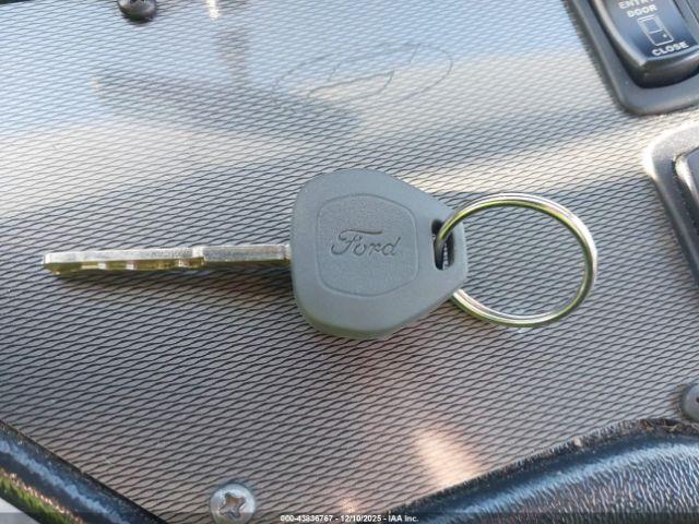 Starcraft Bus E-450 Cutaway Image 8