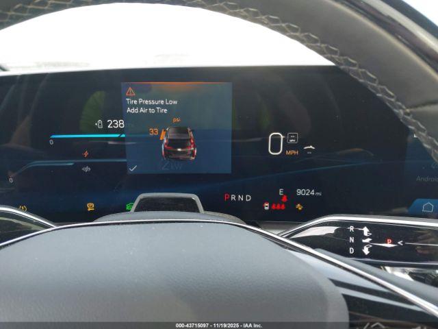 Cadillac LYRIQ Image 8