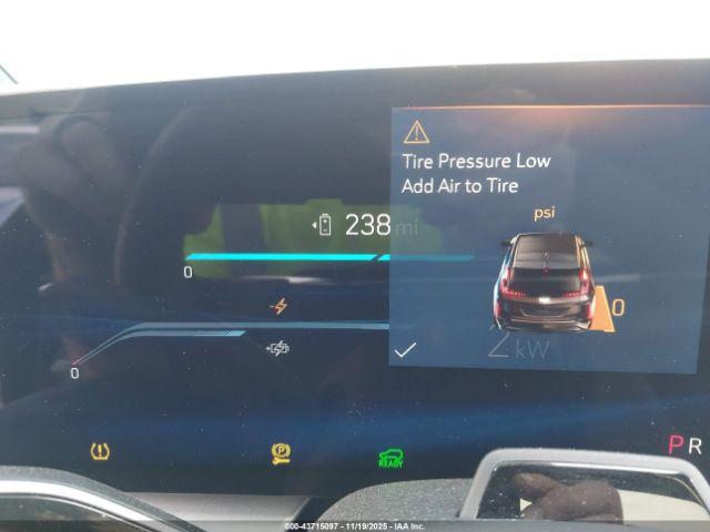 Cadillac LYRIQ Image 15