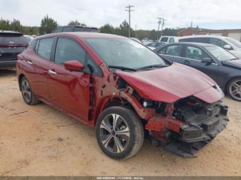  Salvage Nissan LEAF