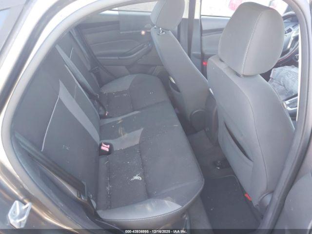 Ford Focus Se Image 9