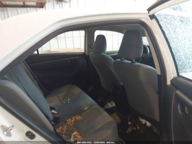 Toyota Corolla L Image 7