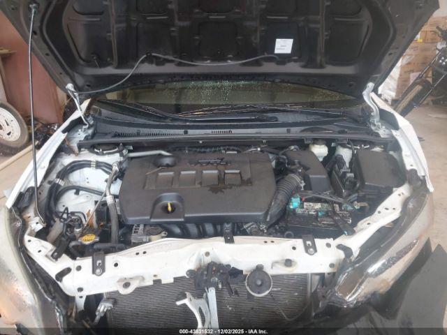 Toyota Corolla L Image 13