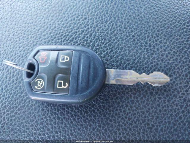 Ford F-350 Lariat Image 8