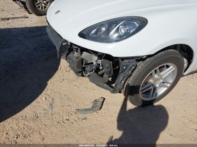 Porsche Macan Image 11