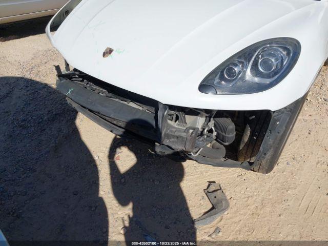 Porsche Macan Image 20