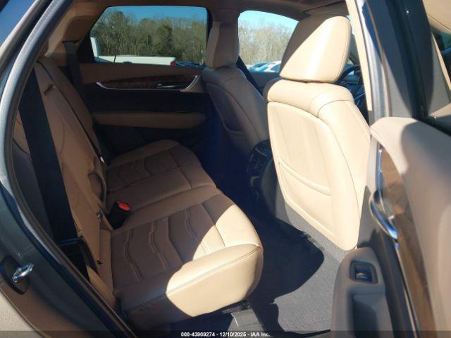 Cadillac XT5 Fwd Premium Luxury Image 9