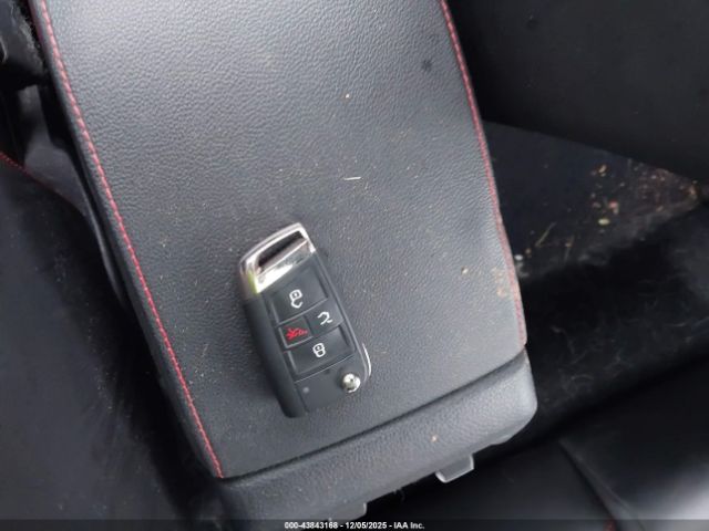 Volkswagen Golf Image 16