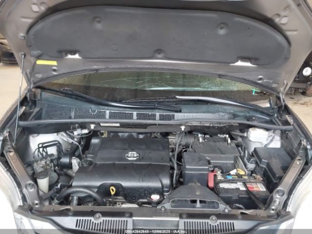 Toyota Sienna Xle V6 Image 11