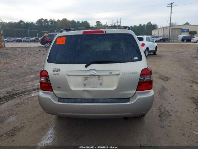 Toyota Highlander V6 Image 9