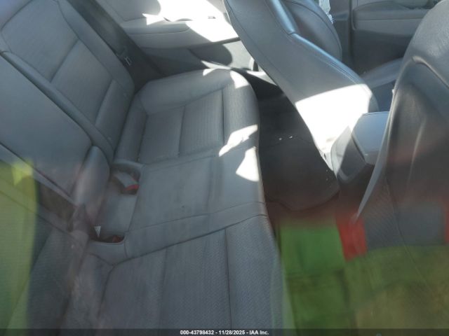 Hyundai ELANTRA Limited Image 16