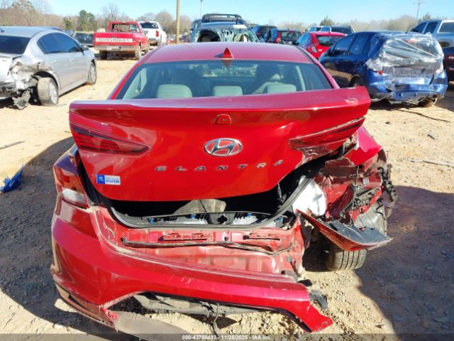 Hyundai ELANTRA Limited Image 15