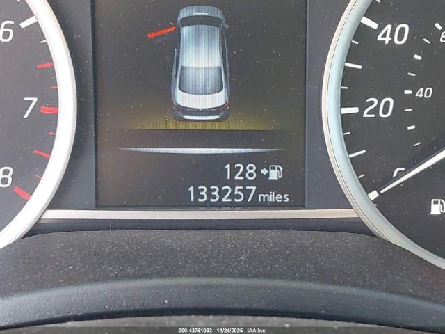 Nissan Sentra S Image 14